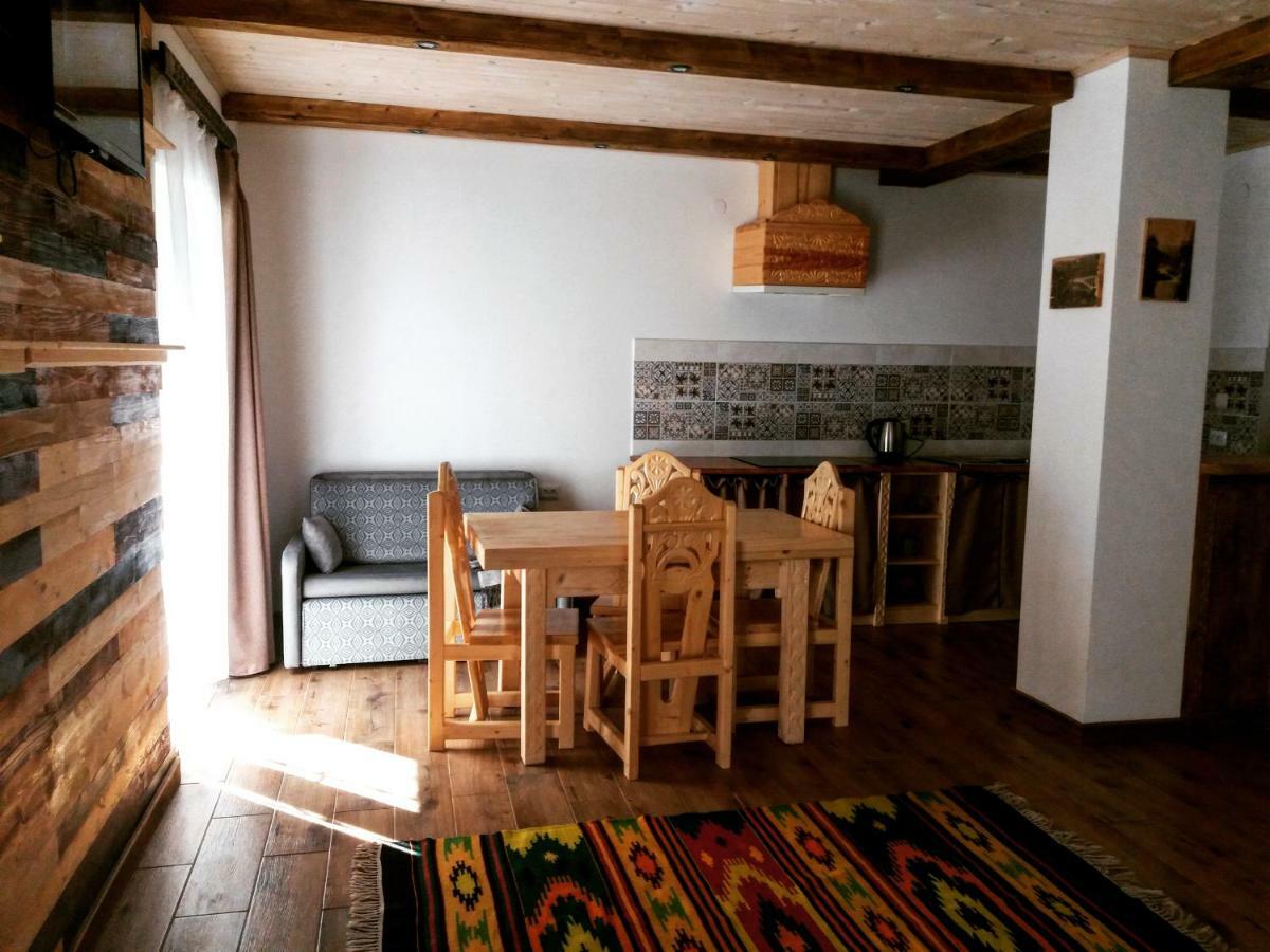 Котедж "Солард" Yaremche Bagian luar foto